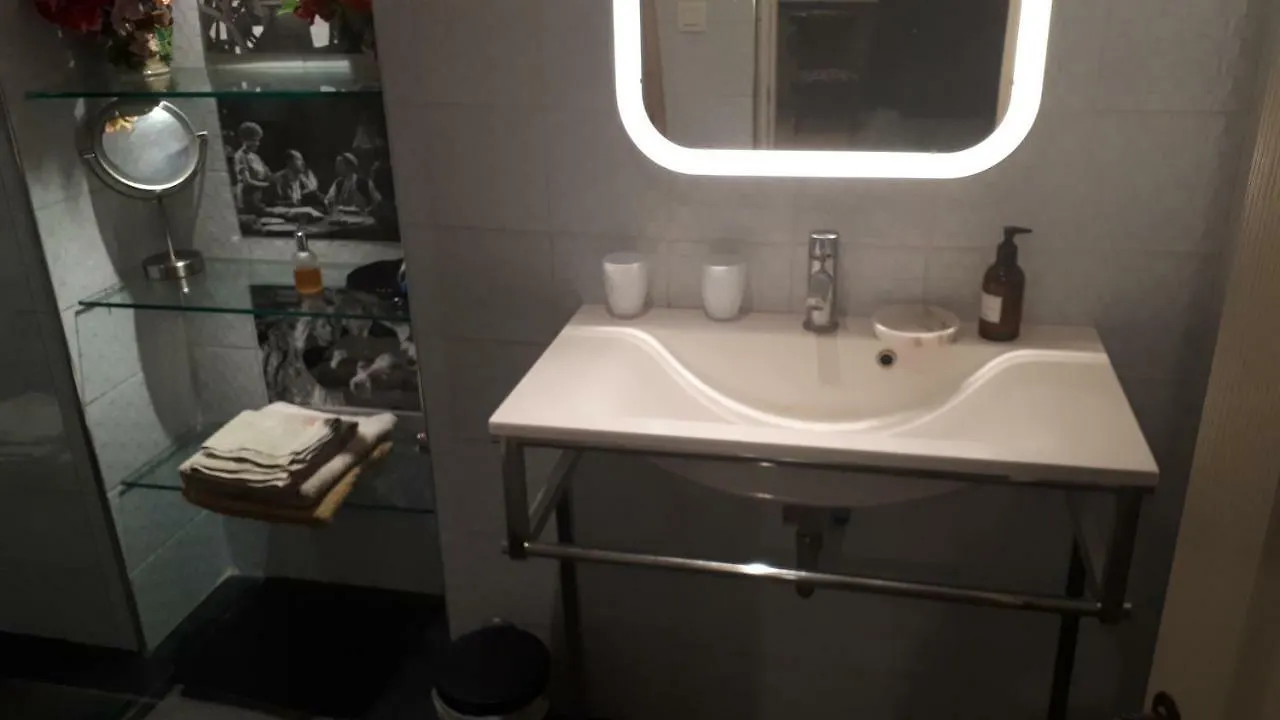 Ferienwohnung Le Couvent Du Vieux Port Marseilles